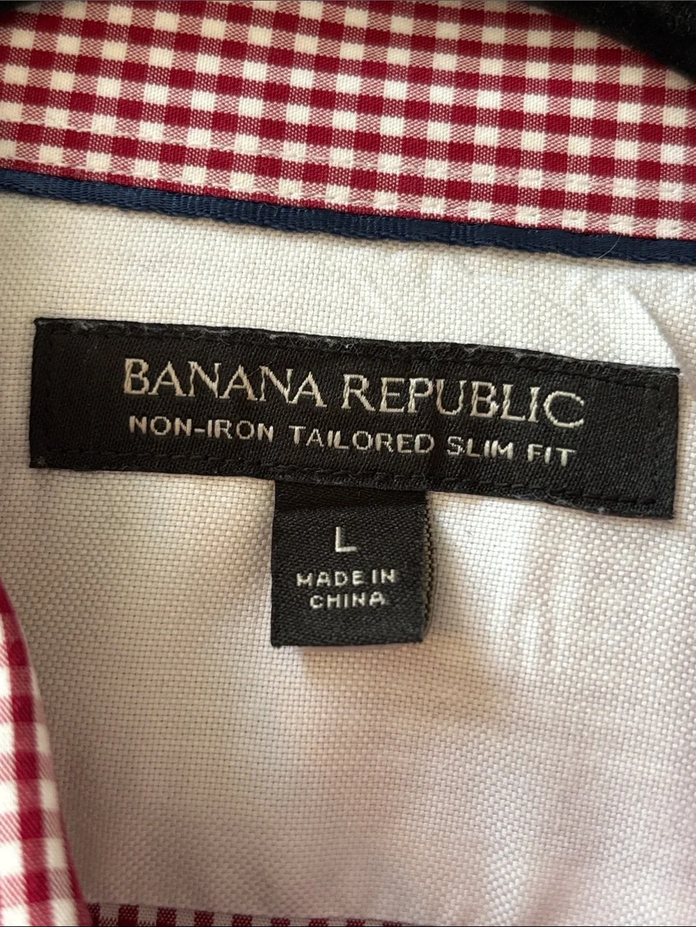 Banana Republic Men’s Non-Iron Tailored Slim Fit Shirt in Red Gingham Pattern